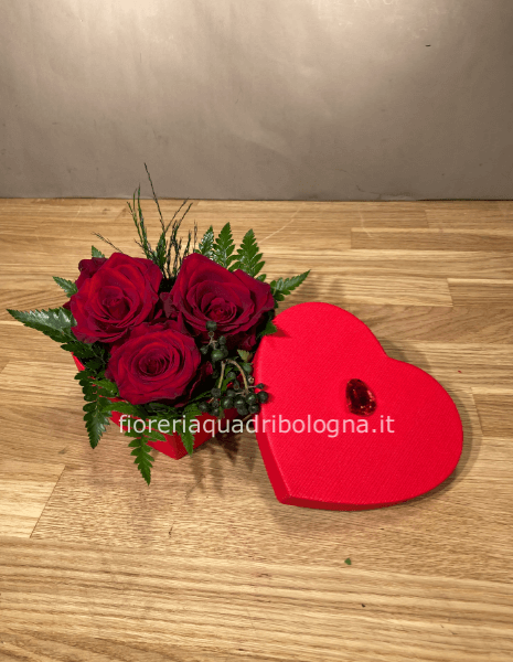 box cuore rose rosse piccolo